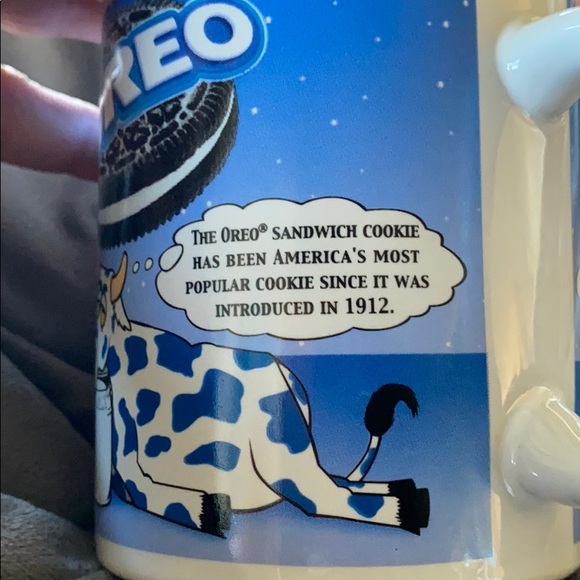 Oreo Cookie & Exhausted Cow Graphic Mug - Picture 5 of 8